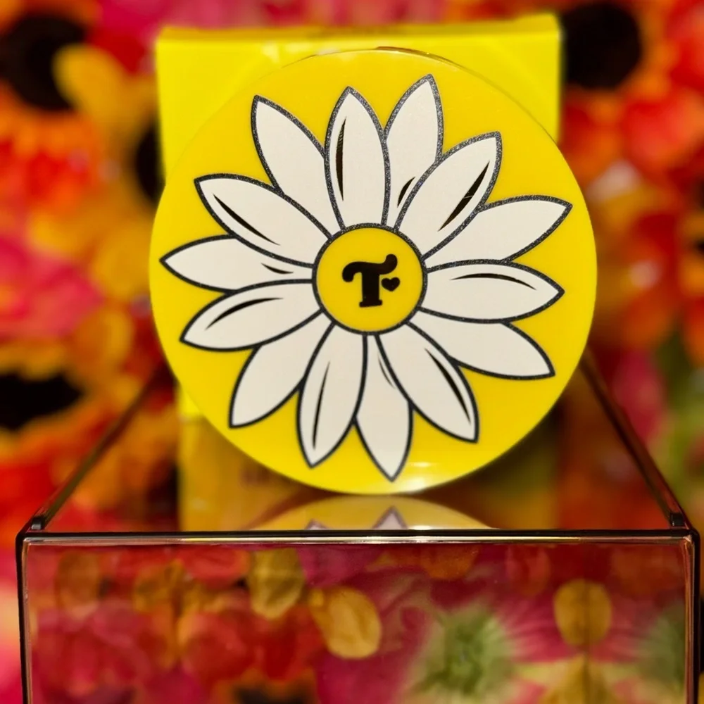 Trixie Cosmetics Flower Power Bronzer - Peace Out Poppy
